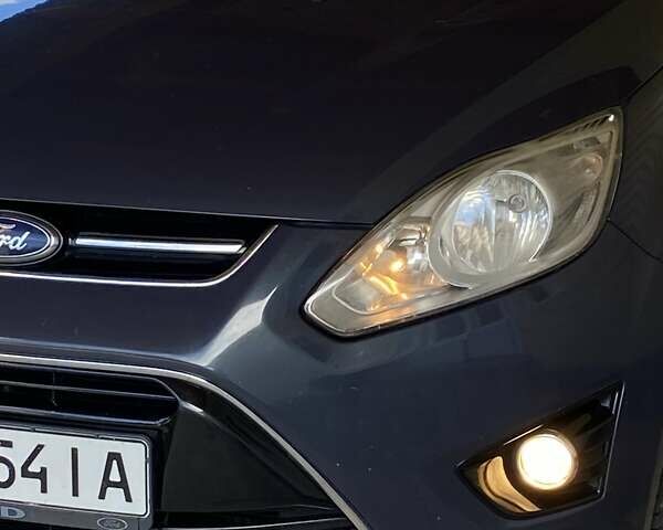 Форд Сі-Макс 2010 у Косове на Automoto.ua Сірий Форд Сі-Макс, об'ємом двигуна 1.6 л та пробігом 253 тис. км за 7800 $, фото 1 на Automoto.ua