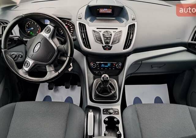 Серый Форд Си-Макс, объемом двигателя 1.6 л и пробегом 126 тыс. км за 7899 $, фото 1 на Automoto.ua