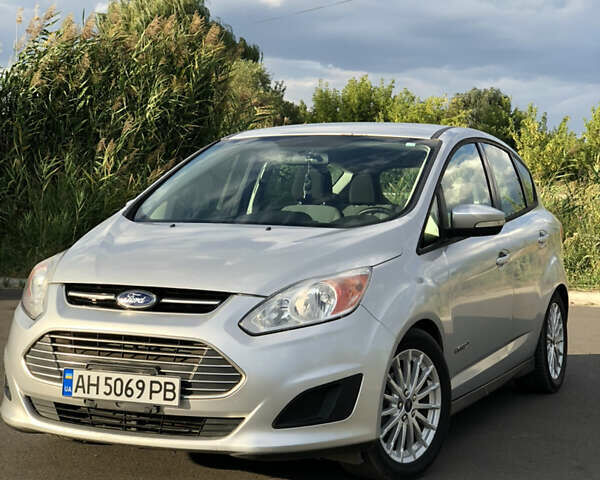 Серый Форд Си-Макс, объемом двигателя 2 л и пробегом 241 тыс. км за 11200 $, фото 1 на Automoto.ua