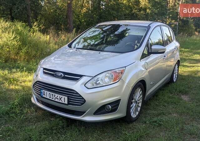 Серый Форд Си-Макс, объемом двигателя 2 л и пробегом 141 тыс. км за 11800 $, фото 1 на Automoto.ua