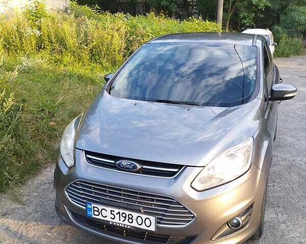 Серый Форд Си-Макс, объемом двигателя 2 л и пробегом 220 тыс. км за 10000 $, фото 1 на Automoto.ua