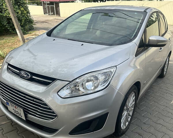 Серый Форд Си-Макс, объемом двигателя 2 л и пробегом 280 тыс. км за 10000 $, фото 1 на Automoto.ua