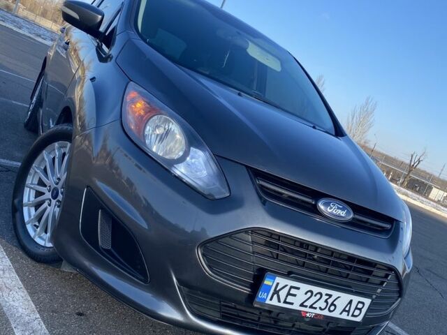 Сірий Форд Сі-Макс, об'ємом двигуна 2 л та пробігом 152 тис. км за 9499 $, фото 1 на Automoto.ua