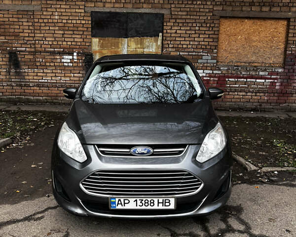 Серый Форд Си-Макс, объемом двигателя 2 л и пробегом 206 тыс. км за 9600 $, фото 1 на Automoto.ua