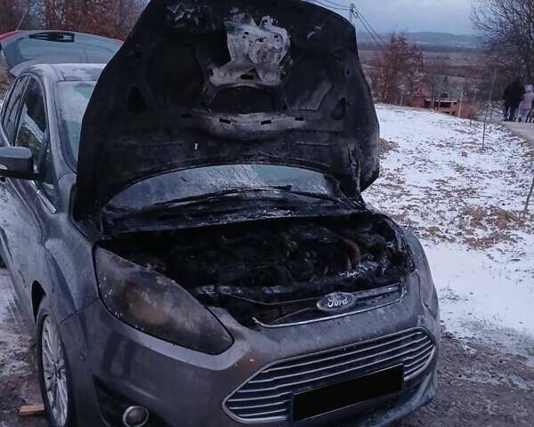 Серый Форд Си-Макс, объемом двигателя 2 л и пробегом 100 тыс. км за 4000 $, фото 1 на Automoto.ua