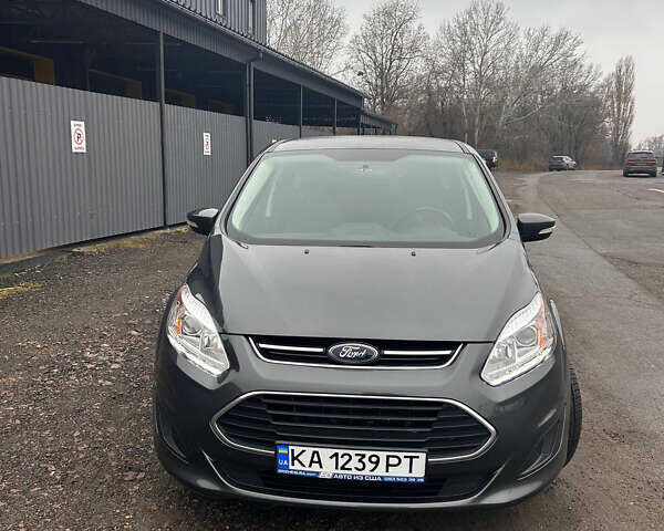 Серый Форд Си-Макс, объемом двигателя 2 л и пробегом 73 тыс. км за 15000 $, фото 1 на Automoto.ua