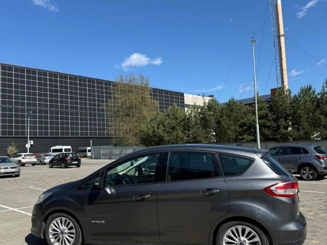 Серый Форд Си-Макс, объемом двигателя 2 л и пробегом 223 тыс. км за 10500 $, фото 1 на Automoto.ua