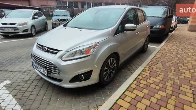 Серый Форд Си-Макс, объемом двигателя 2 л и пробегом 219 тыс. км за 13500 $, фото 1 на Automoto.ua