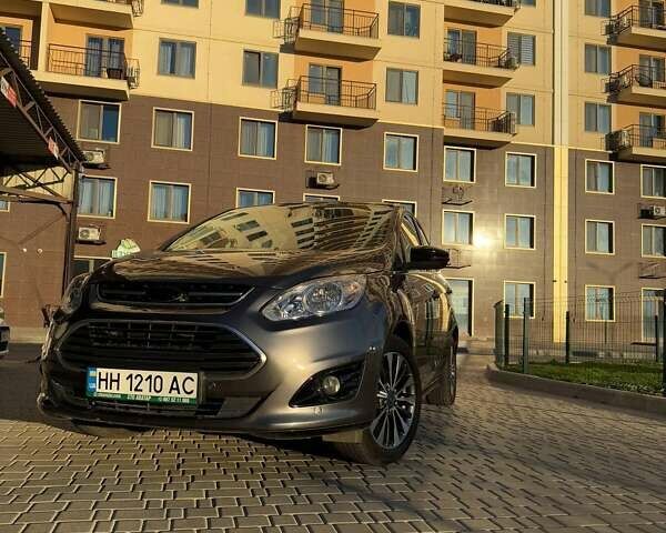 Серый Форд Си-Макс, объемом двигателя 2 л и пробегом 102 тыс. км за 14700 $, фото 1 на Automoto.ua