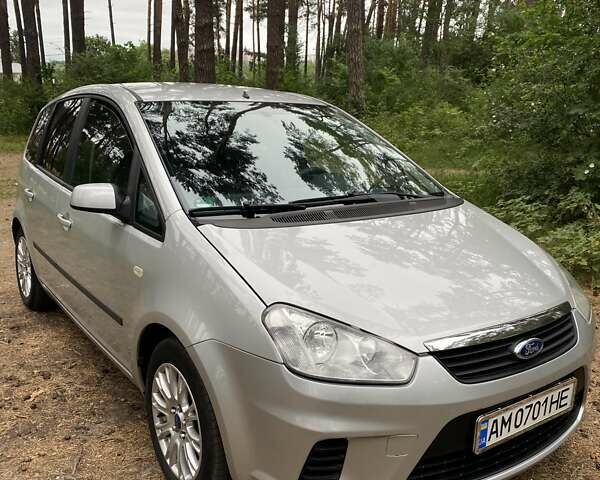 Серый Форд Си-Макс, объемом двигателя 1.6 л и пробегом 294 тыс. км за 6990 $, фото 1 на Automoto.ua