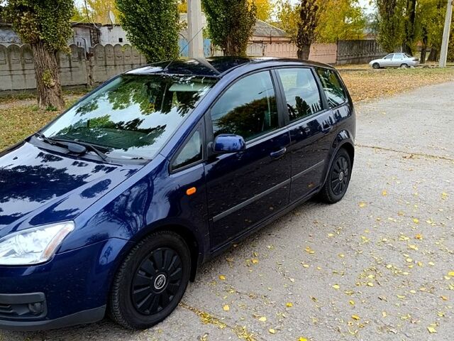 Синий Форд Си-Макс, объемом двигателя 1.6 л и пробегом 282 тыс. км за 5200 $, фото 1 на Automoto.ua