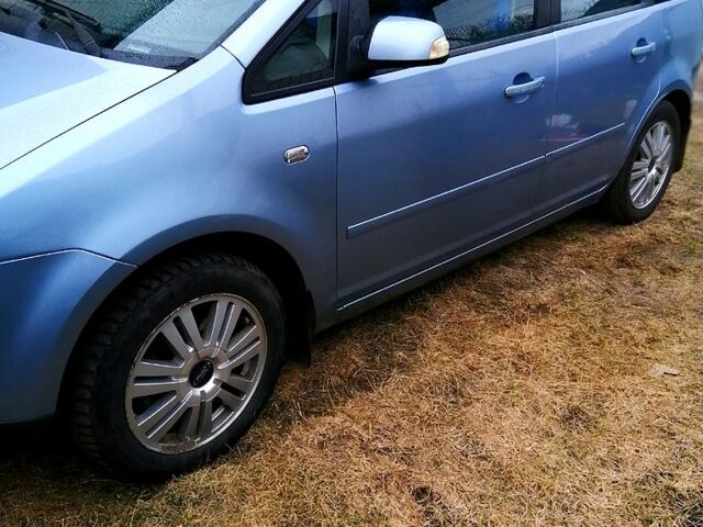 Синий Форд Си-Макс, объемом двигателя 1.8 л и пробегом 288 тыс. км за 4550 $, фото 1 на Automoto.ua