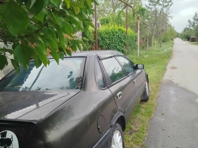 Зеленый Форд Си-Макс, объемом двигателя 2 л и пробегом 380 тыс. км за 813 $, фото 1 на Automoto.ua