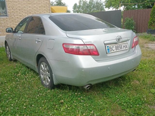 Сірий Форд Капрі, об'ємом двигуна 3.5 л та пробігом 290 тис. км за 7017 $, фото 1 на Automoto.ua