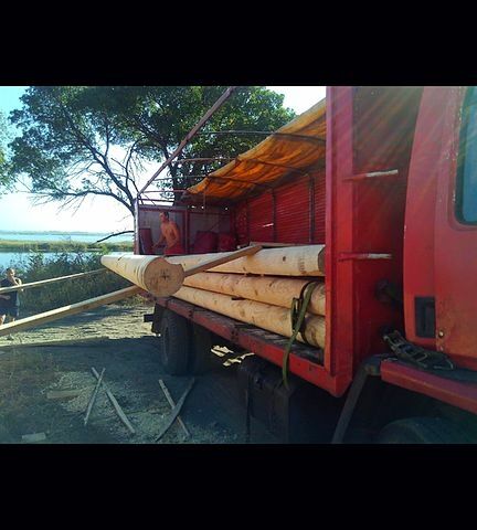 Червоний Форд Карго, об'ємом двигуна 6 л та пробігом 500 тис. км за 5700 $, фото 1 на Automoto.ua