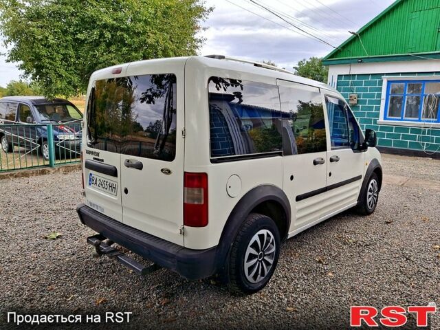 Белый Форд Коннект, объемом двигателя 1.8 л и пробегом 400 тыс. км за 3750 $, фото 1 на Automoto.ua