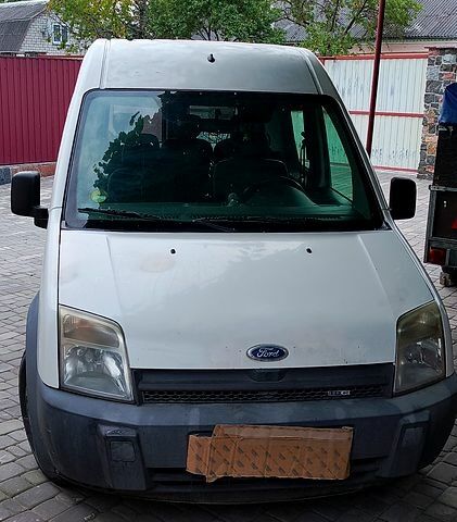 Білий Форд Коннект, об'ємом двигуна 1.8 л та пробігом 200 тис. км за 4600 $, фото 1 на Automoto.ua