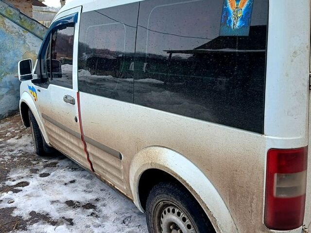 Белый Форд Коннект, объемом двигателя 1.8 л и пробегом 30000 тыс. км за 3500 $, фото 1 на Automoto.ua