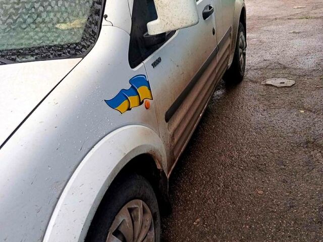 Білий Форд Коннект, об'ємом двигуна 1.8 л та пробігом 0 тис. км за 4000 $, фото 1 на Automoto.ua