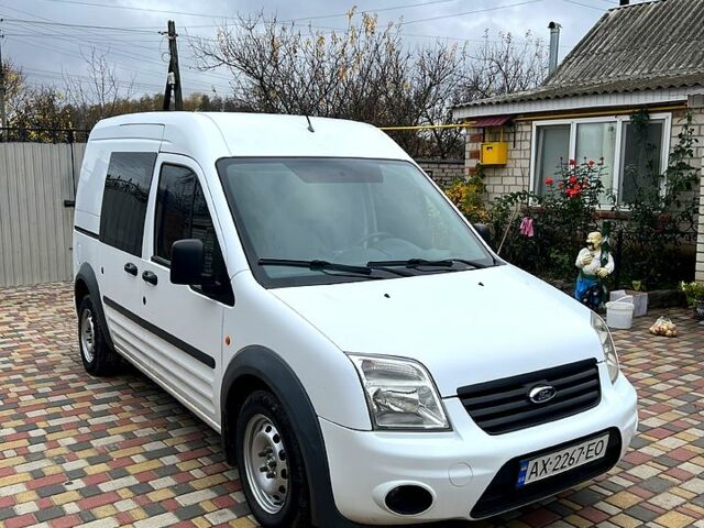 Білий Форд Коннект, об'ємом двигуна 1.8 л та пробігом 234 тис. км за 5300 $, фото 1 на Automoto.ua