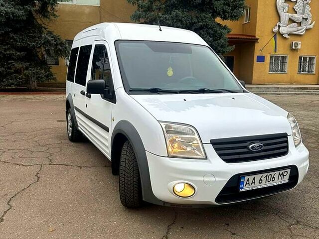 Білий Форд Коннект, об'ємом двигуна 1.8 л та пробігом 280 тис. км за 7800 $, фото 1 на Automoto.ua