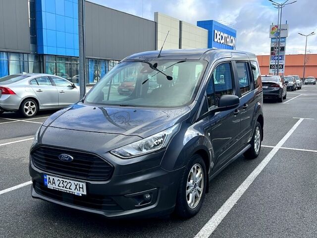 Форд Коннект, объемом двигателя 1.5 л и пробегом 288 тыс. км за 14500 $, фото 1 на Automoto.ua