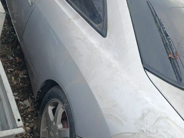 Серый Форд Кугар, объемом двигателя 2 л и пробегом 300 тыс. км за 800 $, фото 1 на Automoto.ua