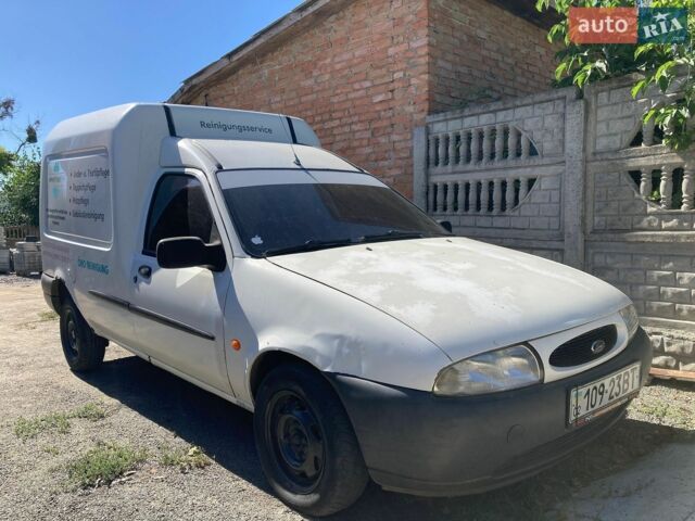 Білий Форд Кур'єр, об'ємом двигуна 1.8 л та пробігом 99 тис. км за 1350 $, фото 1 на Automoto.ua