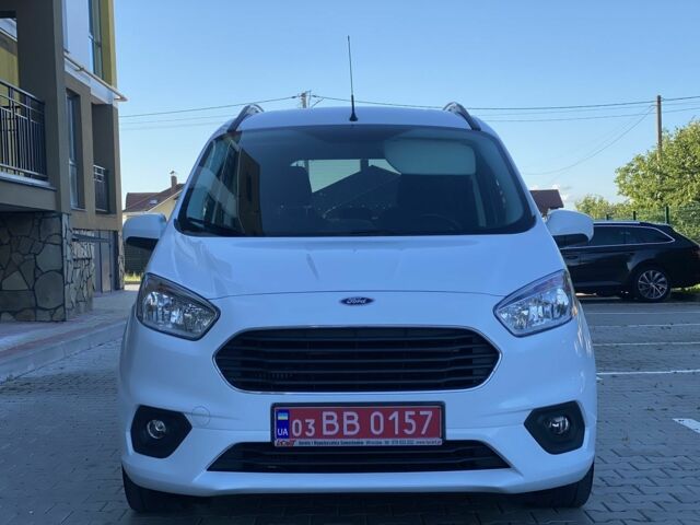 Білий Форд Кур'єр, об'ємом двигуна 0 л та пробігом 230 тис. км за 12500 $, фото 1 на Automoto.ua