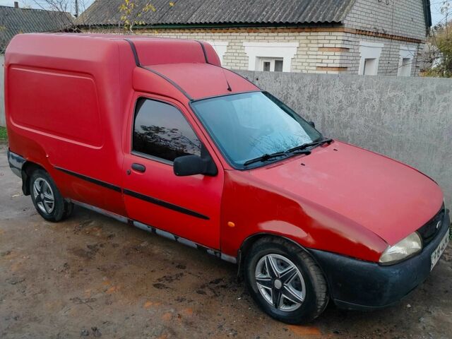 Красный Форд Курьер, объемом двигателя 1.8 л и пробегом 200 тыс. км за 850 $, фото 1 на Automoto.ua