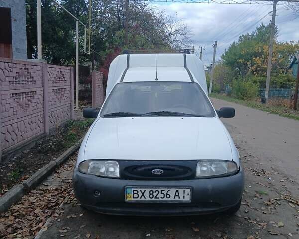 Форд Курьер, объемом двигателя 1.8 л и пробегом 334 тыс. км за 1914 $, фото 1 на Automoto.ua
