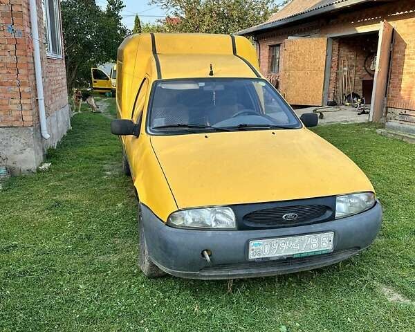 Жовтий Форд Кур'єр, об'ємом двигуна 1.8 л та пробігом 47 тис. км за 1000 $, фото 1 на Automoto.ua