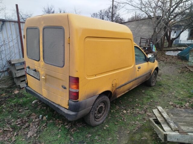 Желтый Форд Курьер, объемом двигателя 1.8 л и пробегом 390 тыс. км за 1185 $, фото 1 на Automoto.ua