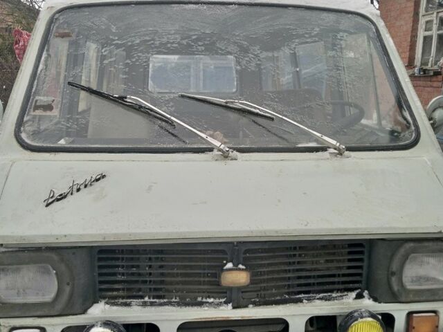 Белый Форд Другая, объемом двигателя 2.5 л и пробегом 40 тыс. км за 1000 $, фото 1 на Automoto.ua