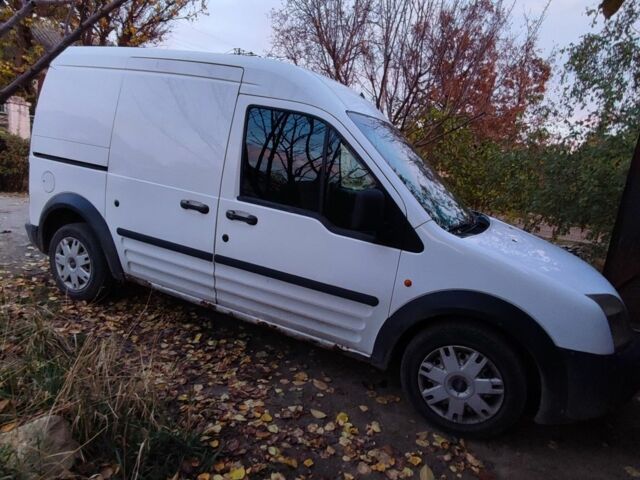 Білий Форд Інша, об'ємом двигуна 1.8 л та пробігом 341 тис. км за 3200 $, фото 1 на Automoto.ua