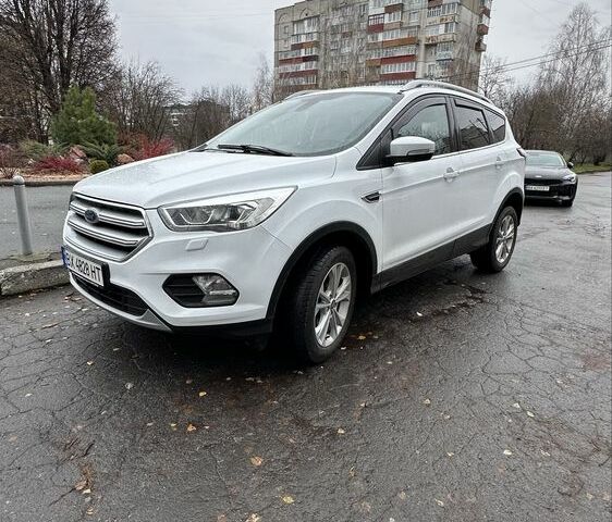 Белый Форд Другая, объемом двигателя 1.5 л и пробегом 101 тыс. км за 19500 $, фото 1 на Automoto.ua