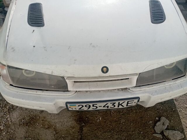 Белый Форд Другая, объемом двигателя 2 л и пробегом 250 тыс. км за 600 $, фото 1 на Automoto.ua