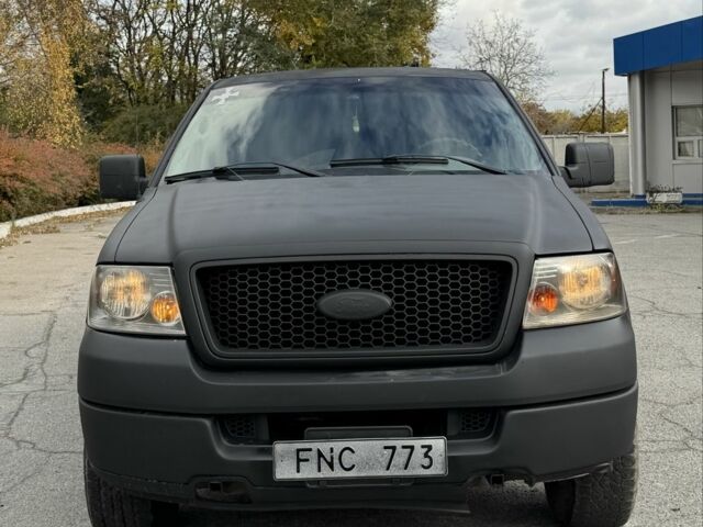 Чорний Форд Інша, об'ємом двигуна 5.4 л та пробігом 250 тис. км за 3900 $, фото 1 на Automoto.ua