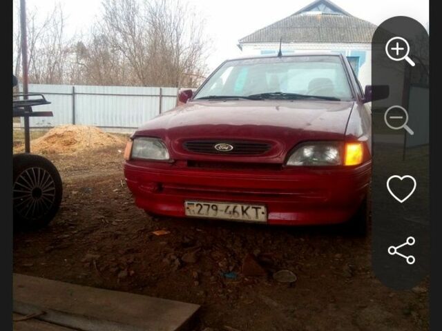 Форд Другая 1993 в Умани на Automoto.ua Красный Форд Другая, объемом двигателя 0 л и пробегом 500 тыс. км за 550 $, фото 1 на Automoto.ua