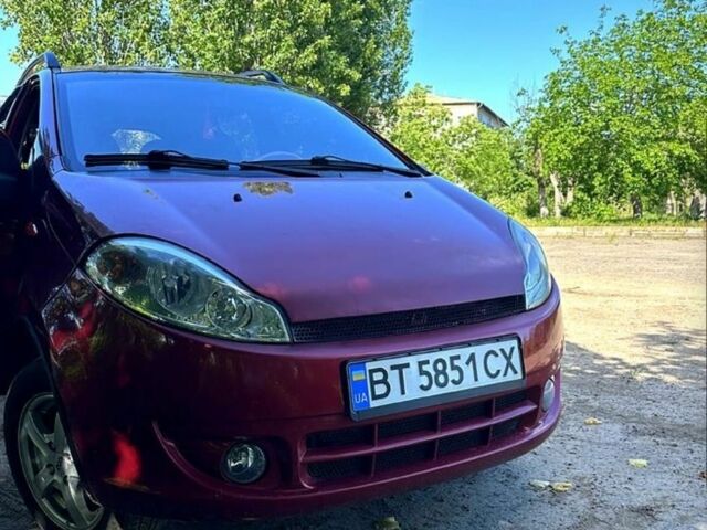 Червоний Форд Інша, об'ємом двигуна 1.3 л та пробігом 202 тис. км за 3106 $, фото 1 на Automoto.ua