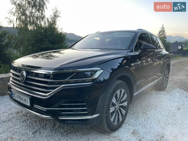 Красный Форд Другая, объемом двигателя 1 л и пробегом 200 тыс. км за 896 $, фото 1 на Automoto.ua