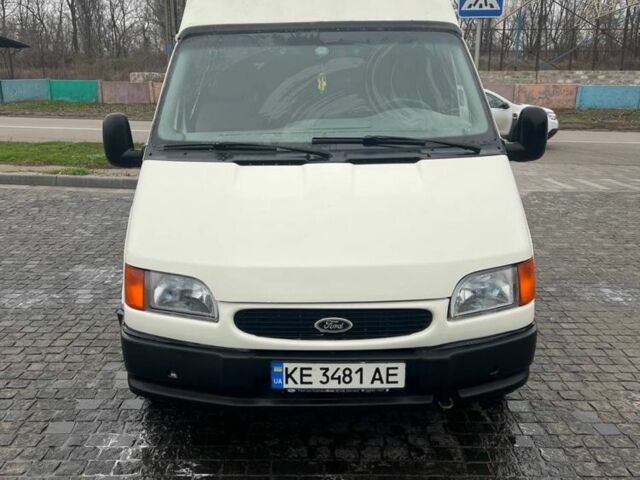 Форд Інша, об'ємом двигуна 0 л та пробігом 0 тис. км за 4000 $, фото 1 на Automoto.ua