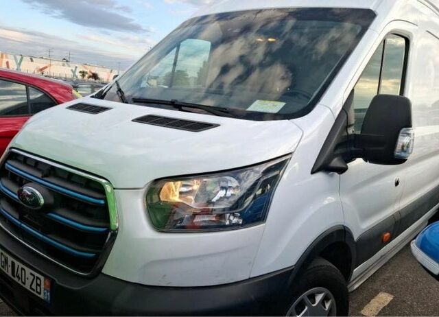 Форд Інша, об'ємом двигуна 0 л та пробігом 0 тис. км за 29014 $, фото 1 на Automoto.ua