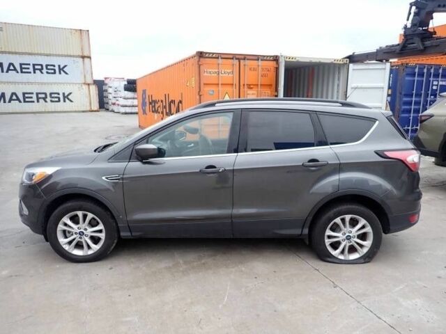 Серый Форд Другая, объемом двигателя 2 л и пробегом 158 тыс. км за 13000 $, фото 1 на Automoto.ua