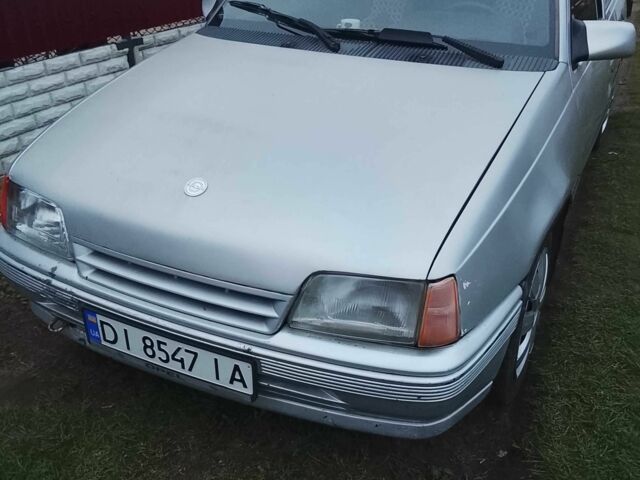 Сірий Форд Інша, об'ємом двигуна 1.8 л та пробігом 1 тис. км за 700 $, фото 1 на Automoto.ua