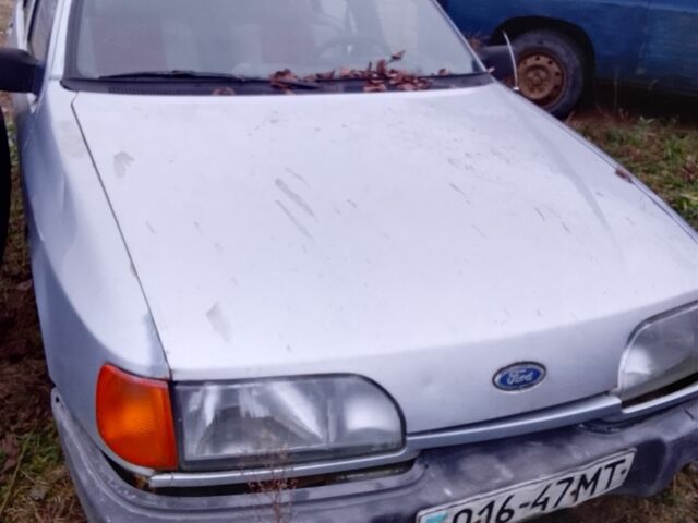 Сірий Форд Інша, об'ємом двигуна 2 л та пробігом 2 тис. км за 278 $, фото 1 на Automoto.ua