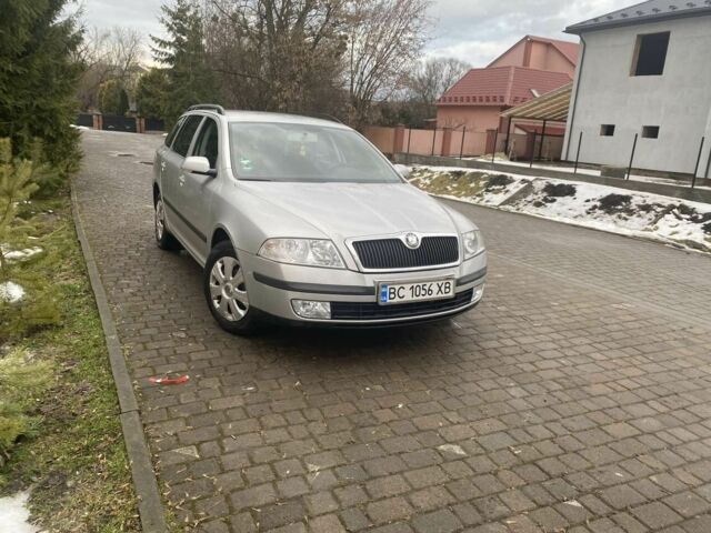 Серый Форд Другая, объемом двигателя 1.6 л и пробегом 272 тыс. км за 4600 $, фото 1 на Automoto.ua