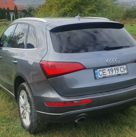 Сірий Форд Інша, об'ємом двигуна 2 л та пробігом 191 тис. км за 379 $, фото 1 на Automoto.ua