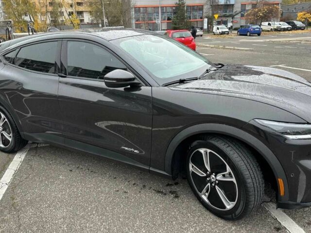 Сірий Форд Інша, об'ємом двигуна 0 л та пробігом 34 тис. км за 17500 $, фото 1 на Automoto.ua