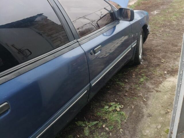 Синий Форд Другая, объемом двигателя 2 л и пробегом 1000 тыс. км за 900 $, фото 1 на Automoto.ua